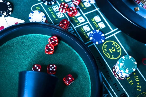 Live dealer drawing Number Pattern results with HD studio camera setup on sontogel